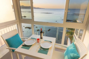 Living Las Canteras Homes - BEACHFRONT LOVE STORY